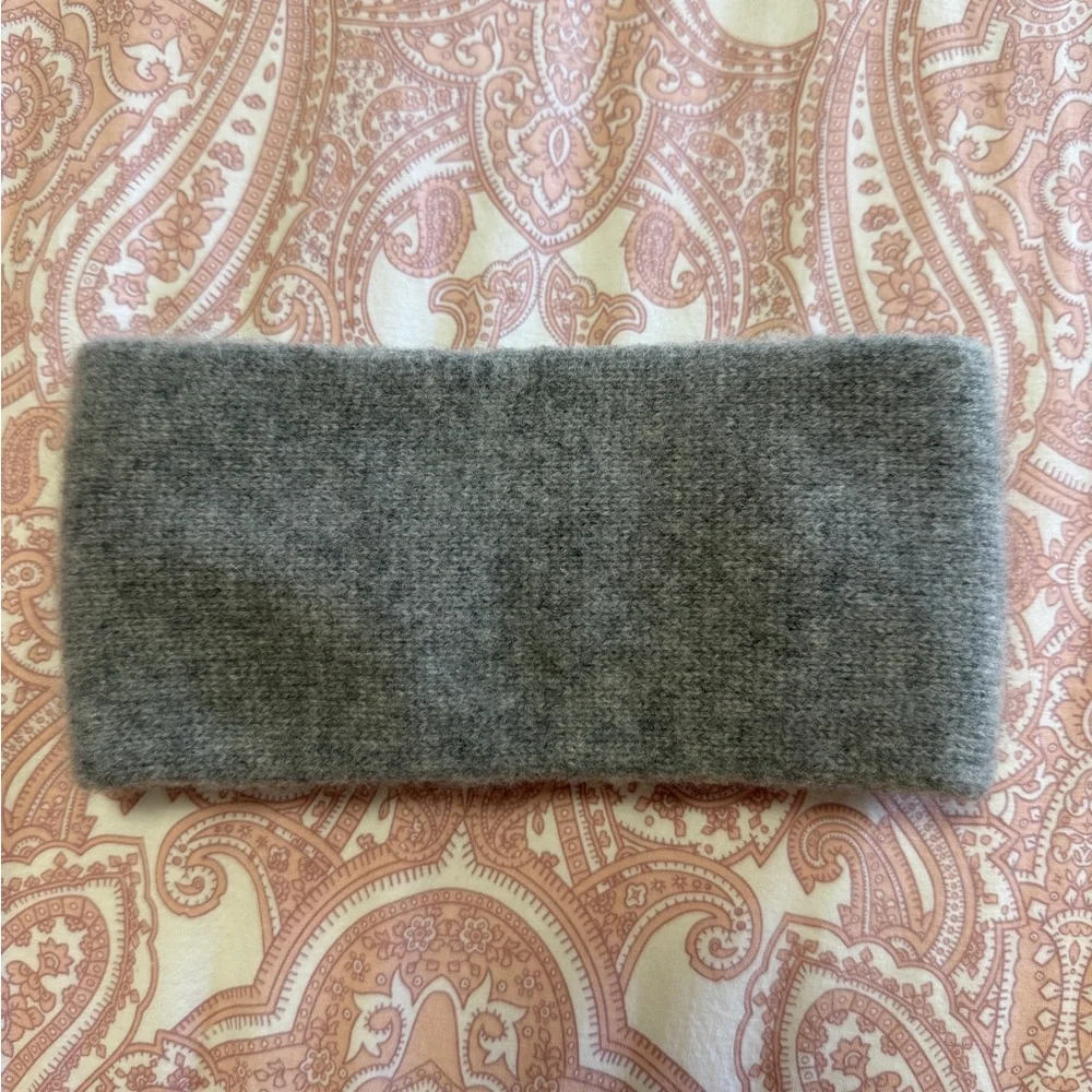 Quince Cashmere Twist Headband in Heather Grey NWOT - Picture 2 of 3